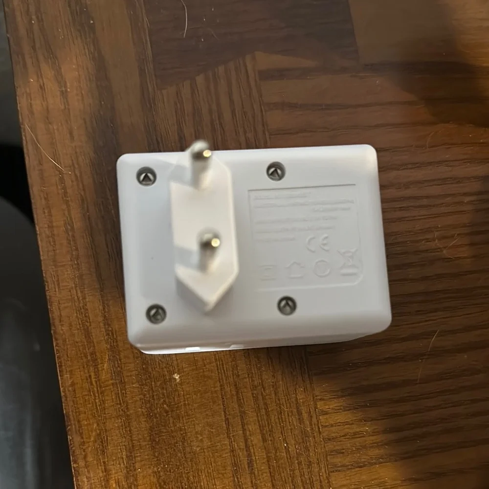 White Power Cube with USB Ports